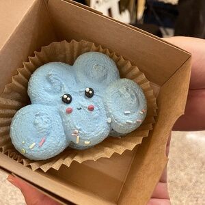 Meet your Posher, Danica